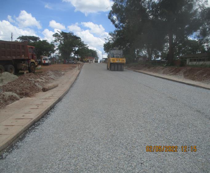 KyenjojoâKagadiâKabwoya road construction site